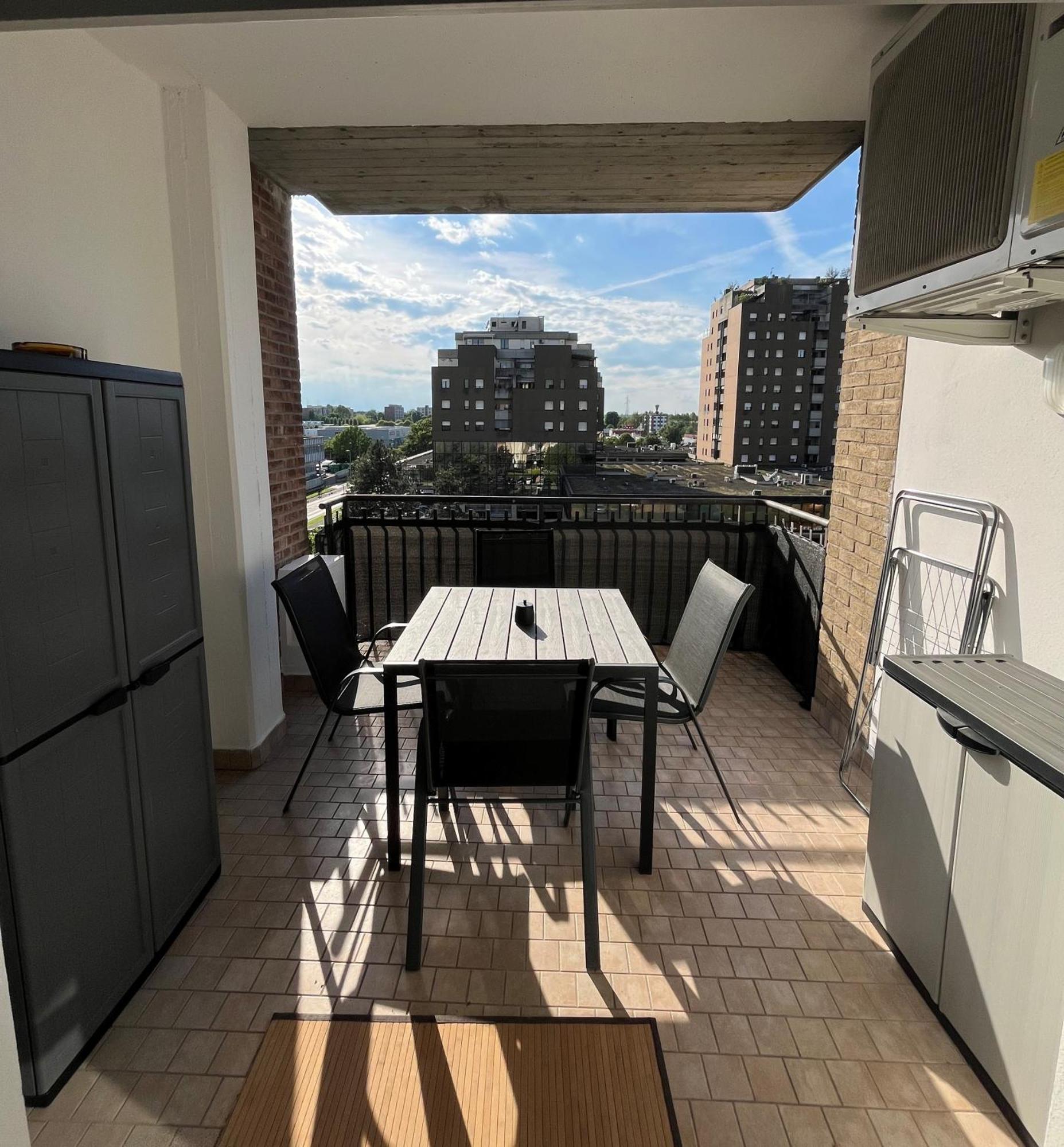 Biri'S House Apartment Reggio Emilia Exterior photo